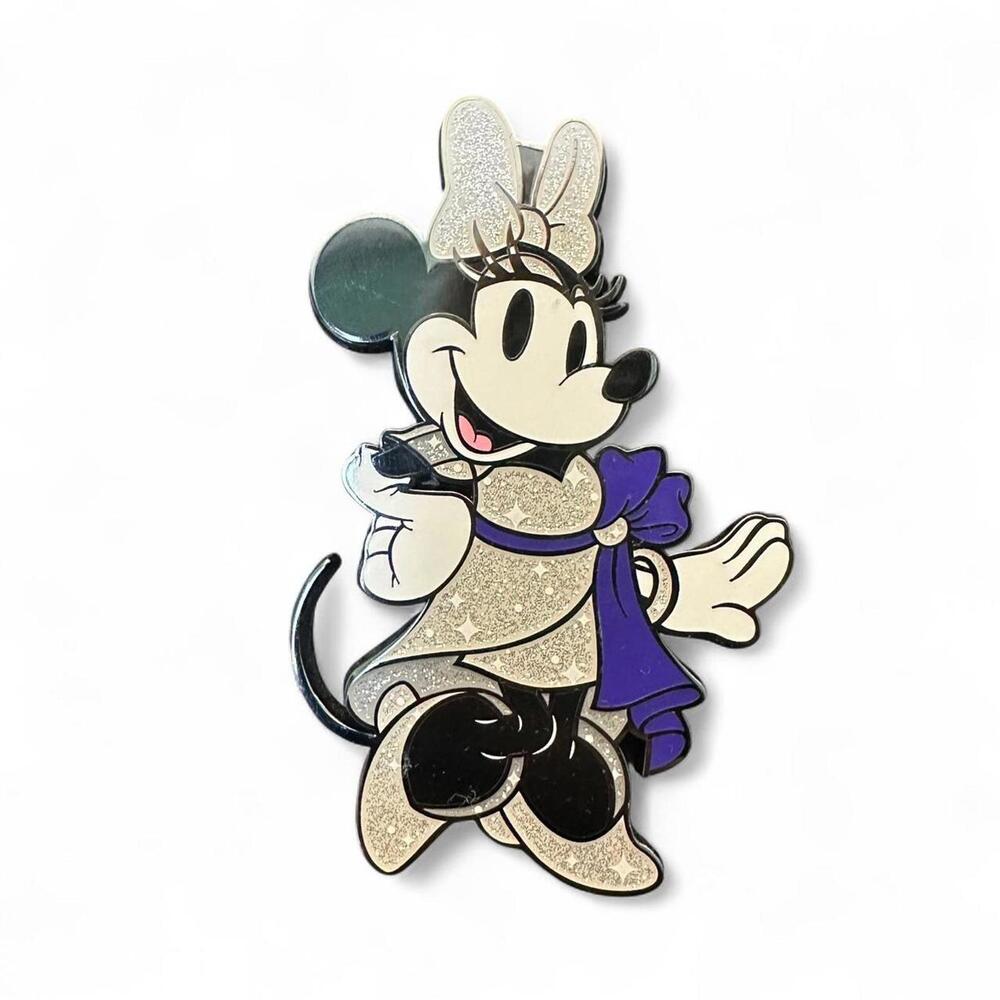 Disney  Collectible